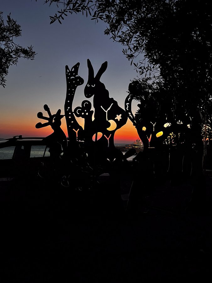 Lydia Venieri, Dionysos - Thirteenth Month - 05