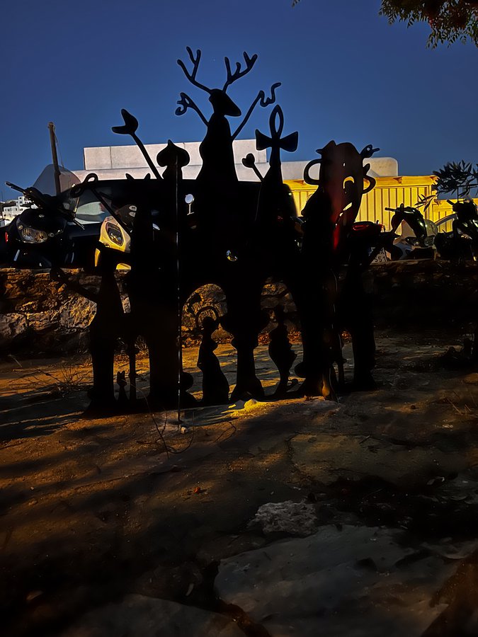 Lydia Venieri, Dionysos - Thirteenth Month - 10