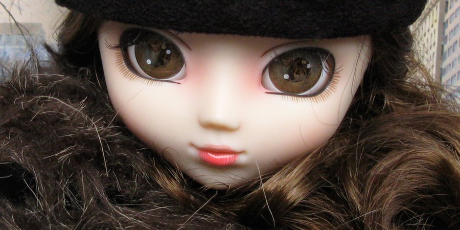 Lydia Venieri, Dilawar