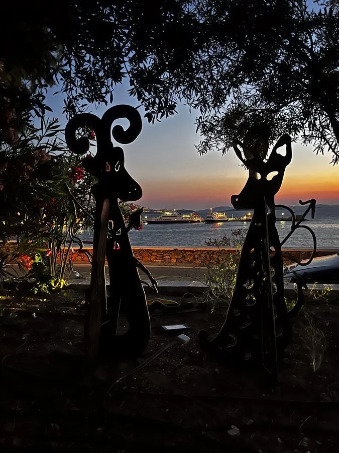 Lydia Venieri, Dionysos - Thirteenth Month - 04